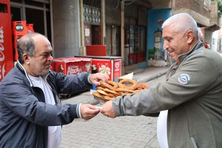 20 yıl simit sattı, 49 yaşında atandı! Görev yeri İstanbul: Kimse inanmadı