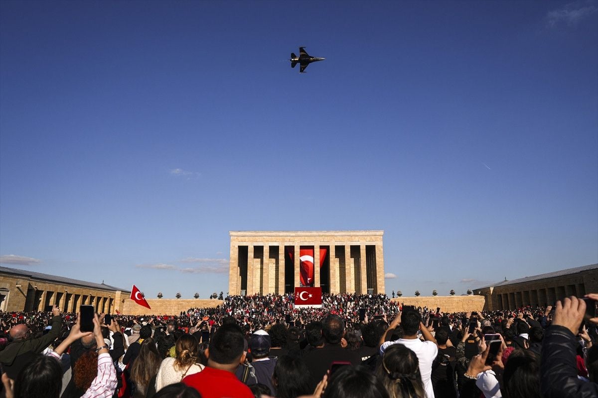 29 Ekim’de Anıtkabir'i 1 milyon 125 bin kişi ziyaret etti