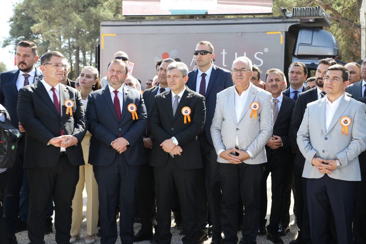Abdulkadir Uraloğlu: Antalya'nın kalbinde hızlı, güvenli, konforlu bir ulaşım ağını tesis ettik 4 Abdulkadir Uraloğlu: Antalya'nın kalbinde hızlı, güvenli, konforlu bir ulaşım ağını tesis ettik