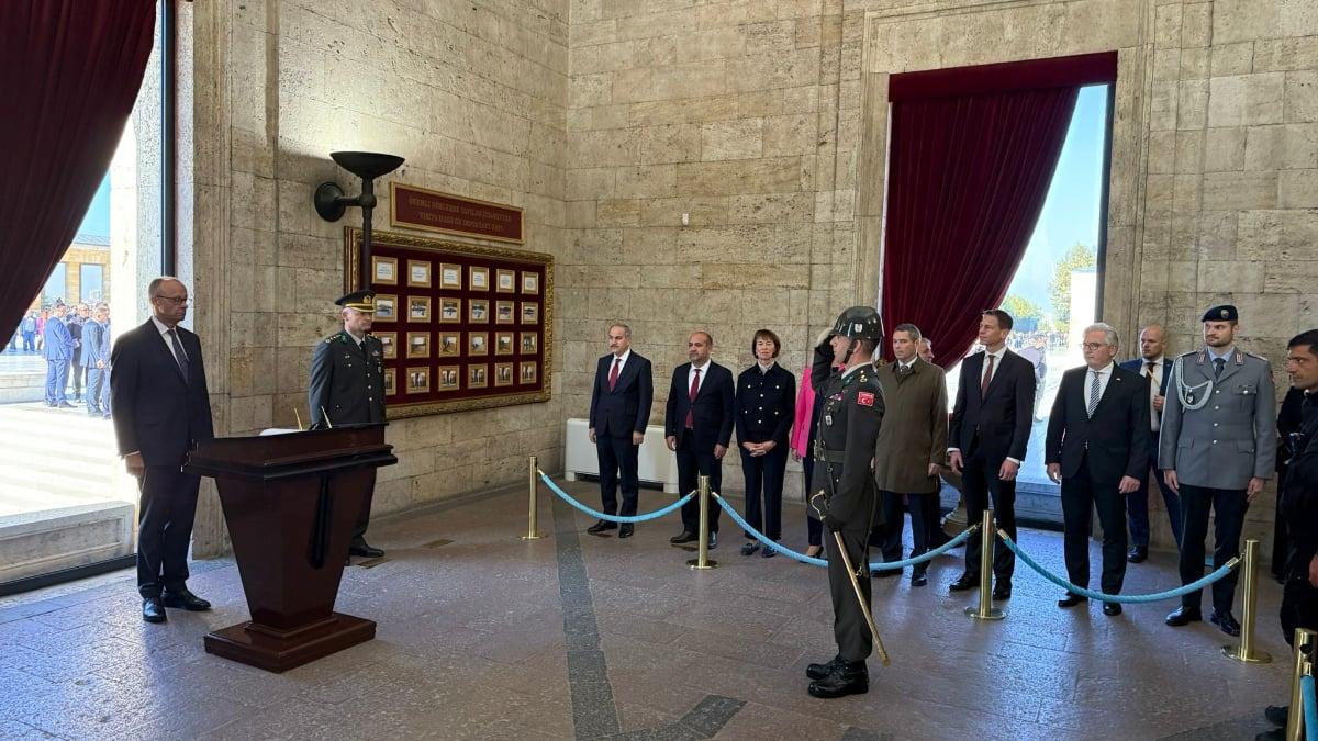 Almanya Başbakanı Merz, Anıtkabir’i ziyaret etti