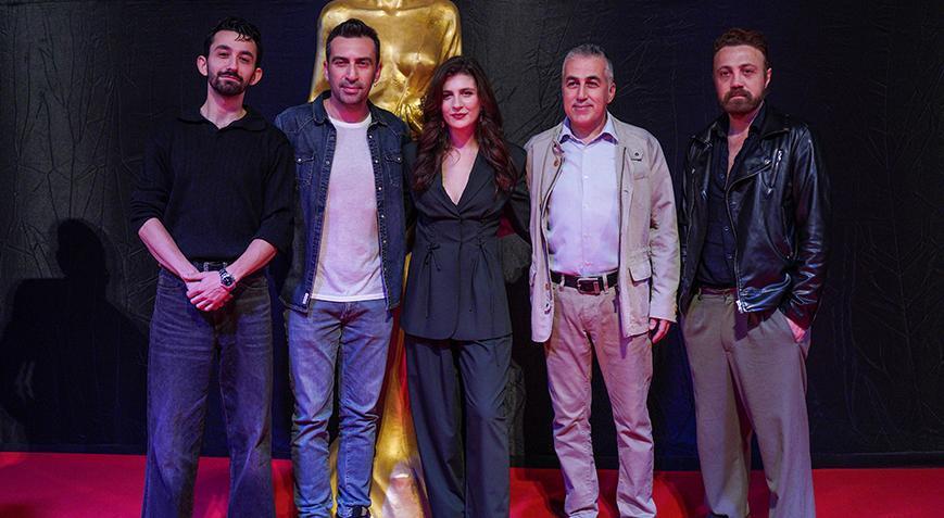 Altın Portakal Film Festivali’nde kırmızı halıda yıldız yağmuru yaşandı