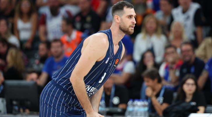 Anadolu Efes’te sakatlık şoku! 8 ay yok