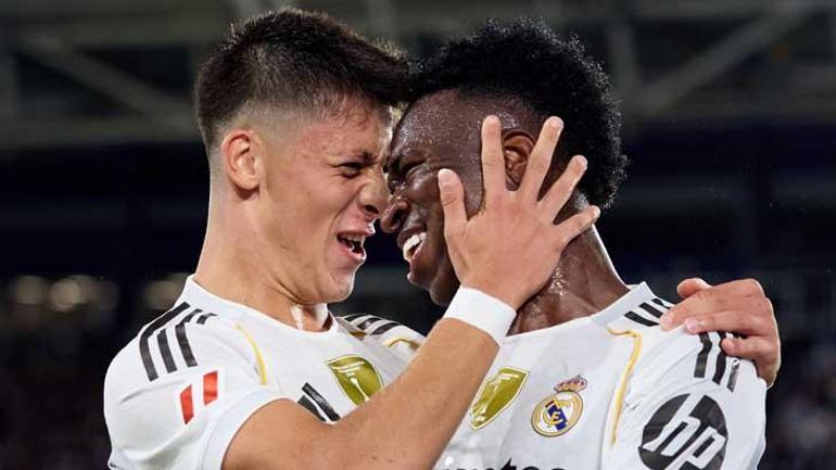 Arda Güler, Mbappe'yi Geride Bıraktı: Real Madrid'de Ayın Futbolcusu Olmayı Başardı! 1 Arda Güler, Mbappe'yi Geride Bıraktı: Real Madrid'de Ayın Futbolcusu Olmayı Başardı!