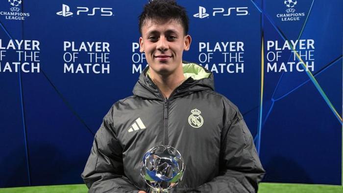 Arda Güler'e Yeni Bir Onur: Tüm Gözler Üzerinde! 2 Arda Güler'e Yeni Bir Onur: Tüm Gözler Üzerinde!