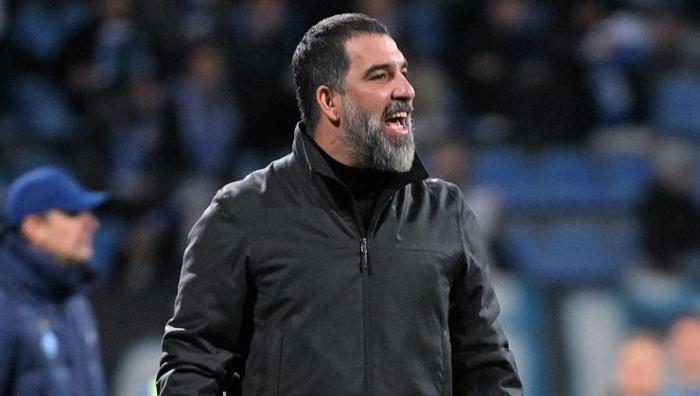 Arda Turan'ın Kontrolü Kaybetmesi Shakhtar Donetsk'in Dinamo Kiev'e Elenişiyle Ukrayna'da Olay Yarattı!