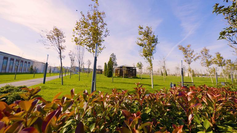 Atatürk Havalimanı Millet Bahçesi: İlk Görüntülerle Yarınki Açılışa Hazır! 3 Atatürk Havalimanı Millet Bahçesi: İlk Görüntülerle Yarınki Açılışa Hazır!