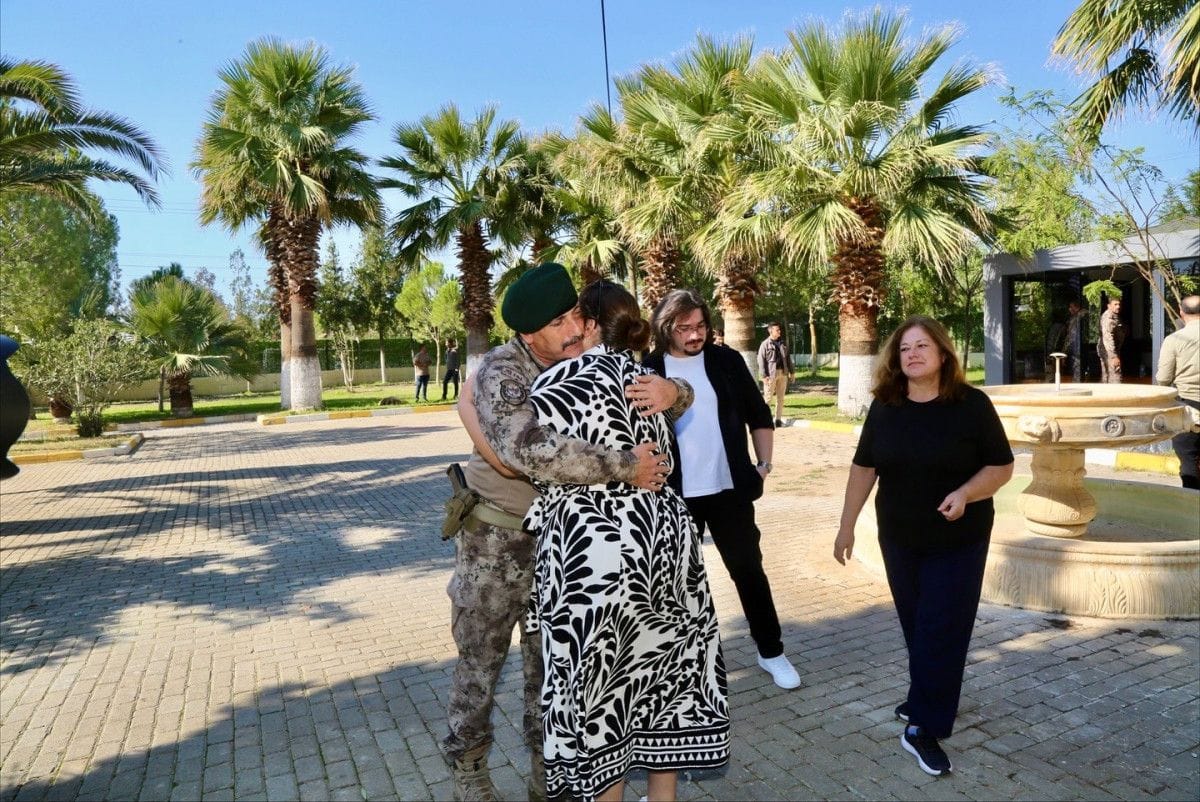 Aydın'da özel harekat polisleri, dualarla Suriye'ye uğurlandı