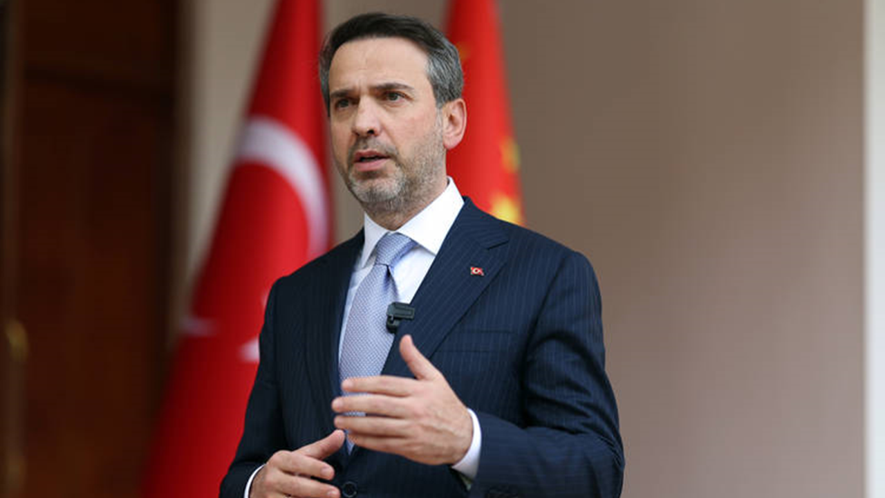 Bakan Bayraktar: Nadir Toprak Elementleriyle İlgili Bir Anlaşma Yapmadık