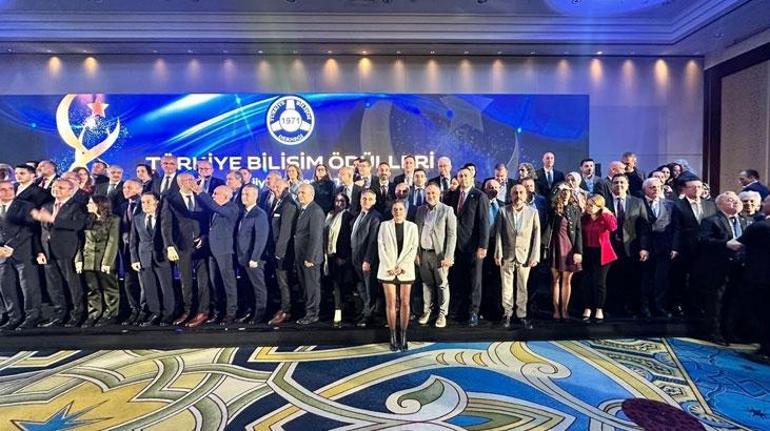 Bakan Bolat’tan Yeni TAREKS Projesine İmzalı Destek: Geleceğe Yön Veren Değerlendirmeler