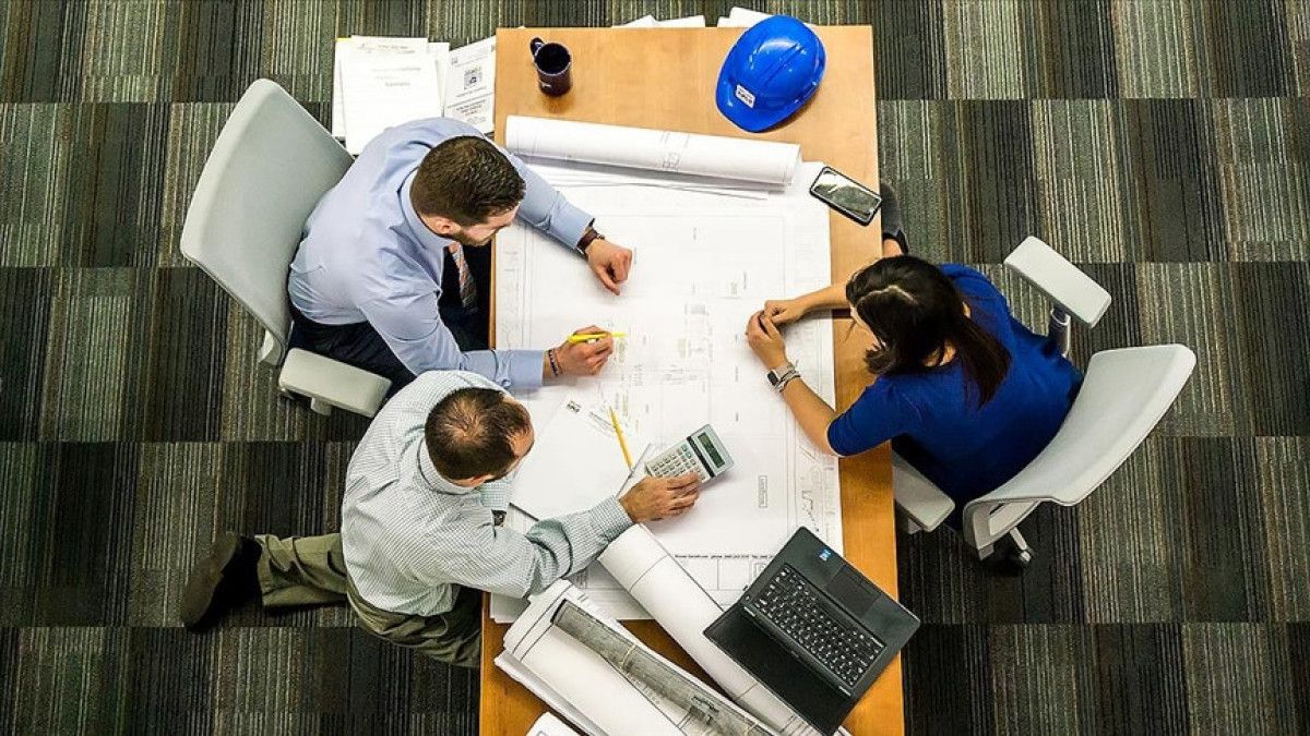 Bakanlık, bazı mesleklere yıllık harç zorunluluğu getirmek için çalışmalara başladı