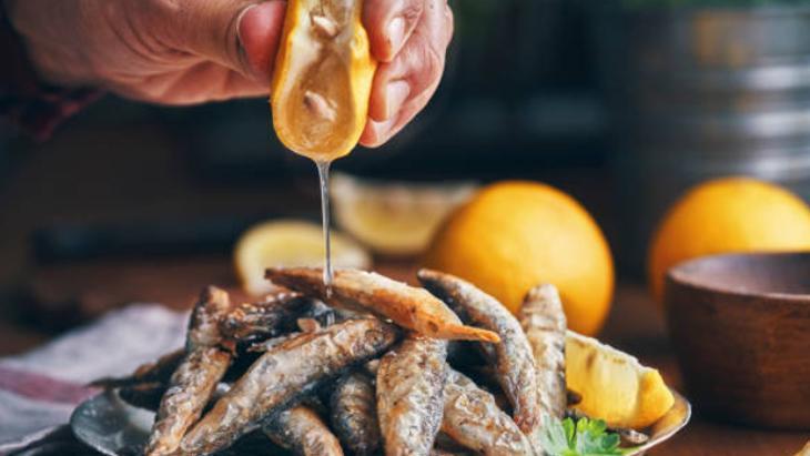 Balığa limon sıkınca ‘hazır’ sanmayın! Uzmanlar piştikten sonra diyor: Bakteri yayıyor 3 Balığa limon sıkınca ‘hazır’ sanmayın! Uzmanlar piştikten sonra diyor: Bakteri yayıyor