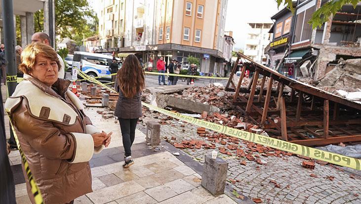 Balıkesir’de deprem! İşletmeler bir anda enkaza dönüştü: Esnaf büyük üzüntü içinde