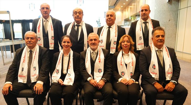 Beşiktaş’ta Ahmet Ürkmezgil mazbatasını aldı