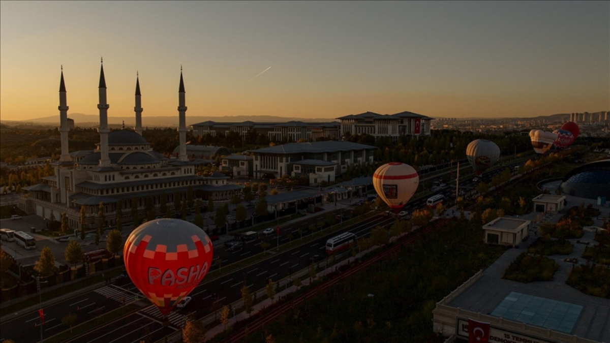 Beştepe’de 29 Ekim’e özel sıcak hava balonu etkinliği düzenlendi