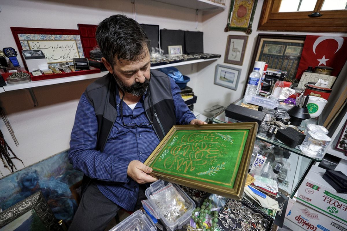 Bursa'nın 600 Yıllık Hazinesi: Tahtakale Yoğurt Han'da Geleneksel Sanatlar Yeniden Canlanıyor!