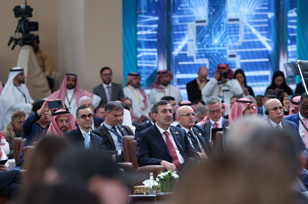 Cevdet Yılmaz, Riyad'da Türkiye'nin potansiyelini anlattı