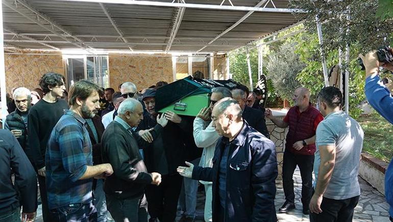 Cezaevi firarisinin kurbanı olmuştu! Göktuğ Çalık’a gözyaşlarıyla veda 1 Cezaevi firarisinin kurbanı olmuştu! Göktuğ Çalık’a gözyaşlarıyla veda