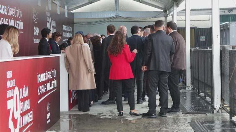 CHP'nin 39'uncu Olağan İstanbul İl Kongresi için hazırlıklar devam ediyor 3 CHP'nin 39'uncu Olağan İstanbul İl Kongresi için hazırlıklar devam ediyor