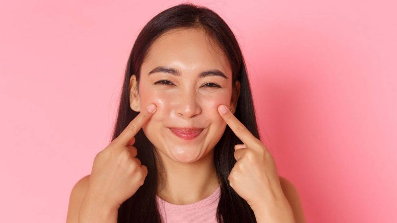 Cildinize gece boyunca ışıltı katın: Slugging tekniği ve mucizevi faydaları 2 Cildinize gece boyunca ışıltı katın: Slugging tekniği ve mucizevi faydaları