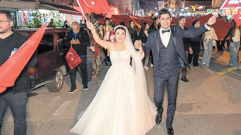 Cumhuriyet'in Işığında Parlayan Gece: Yeniden Doğuşun Hikayesi 1 Cumhuriyet'in Işığında Parlayan Gece: Yeniden Doğuşun Hikayesi