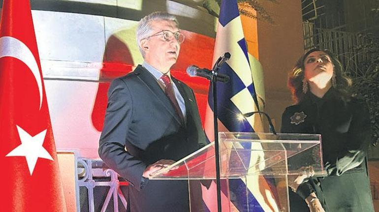 Cumhuriyet'in Işığında Parlayan Gece: Yeniden Doğuşun Hikayesi 3 Cumhuriyet'in Işığında Parlayan Gece: Yeniden Doğuşun Hikayesi