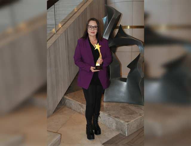 Deniz Uğur'dan Gazzeli kadınlara anlamlı armağan: "Rabbim onlara kuvvet versin" 2 Deniz Uğur'dan Gazzeli kadınlara anlamlı armağan: "Rabbim onlara kuvvet versin"