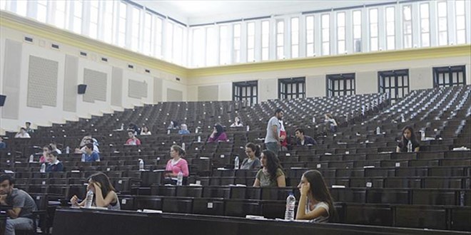 ‘Ders amfilerin dışında devam ettiğinde 3 yıl yeterli’