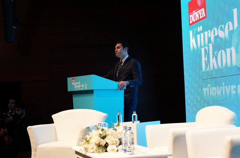 DÜNYA Küresel Ekonomi Zirvesi'nde yapay zeka vurgusu: Ülkeler artık vizyonla rekabet ediyor 1 DÜNYA Küresel Ekonomi Zirvesi'nde yapay zeka vurgusu: Ülkeler artık vizyonla rekabet ediyor