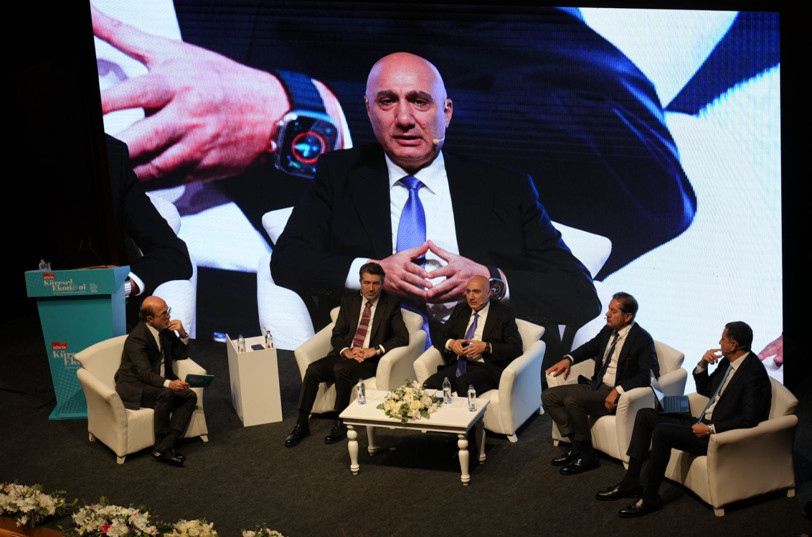 DÜNYA'nın zirvesinde bankacılık sektörünün 2026 perspektifi ele alındı