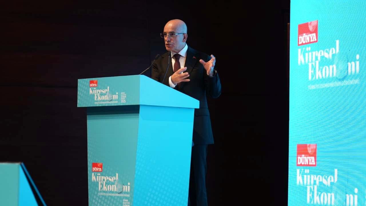 Ekonomide bizi ne bekliyor? Bakan Şimşek DÜNYA’nın zirvesinde tek tek anlattı