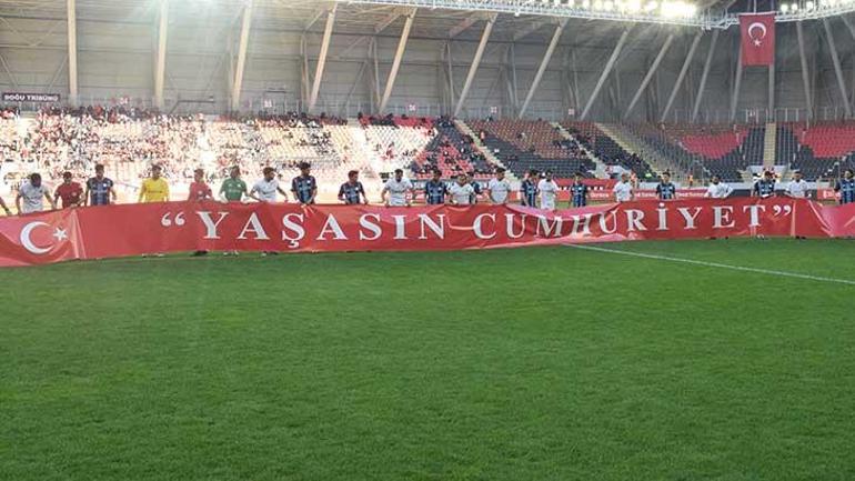 Emeka Eze'den Kupa'da hat-trick! Çorum FK 3. turda Kütahyaspor rahat geçti 2 Emeka Eze'den Kupa'da hat-trick! Çorum FK 3. turda Kütahyaspor rahat geçti