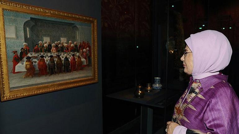 Emine Erdoğan, Katar'da İslam Eserleri Müzesi'ne ziyarette bulundu 1 Emine Erdoğan, Katar'da İslam Eserleri Müzesi'ne ziyarette bulundu