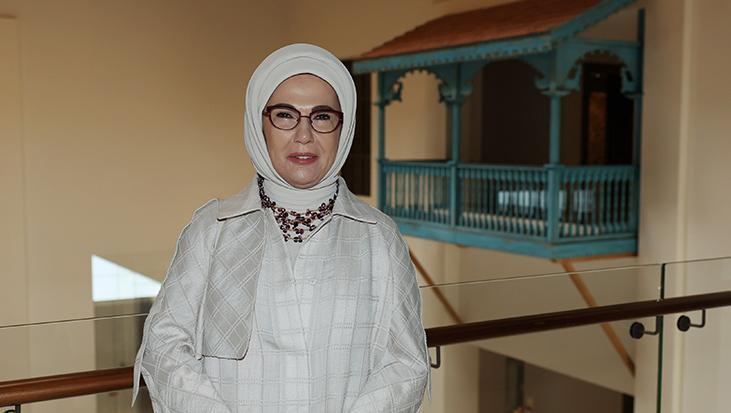 Emine Erdoğan, Umman’daki Ulusal Müze’yi ziyaret etti