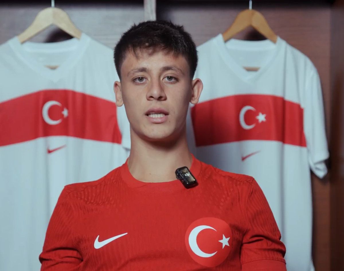 Erkek ve kadın milli oyunculardan 29 Ekim Cumhuriyet Bayramı mesajı