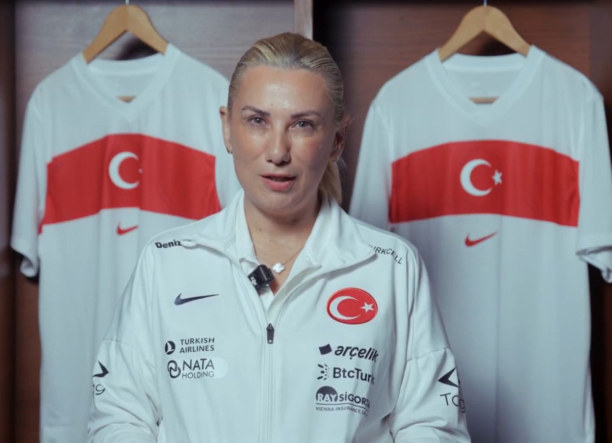 Erkek ve kadın milli oyunculardan 29 Ekim Cumhuriyet Bayramı mesajı