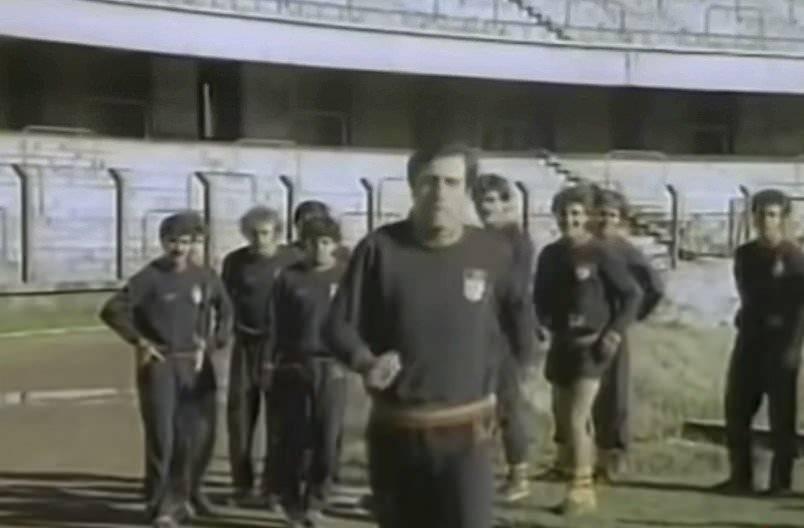 Fatih Terim, 'İnek Şaban' filminde Kemal Sunal ile birlikte oynamış! 3 Fatih Terim, 'İnek Şaban' filminde Kemal Sunal ile birlikte oynamış!