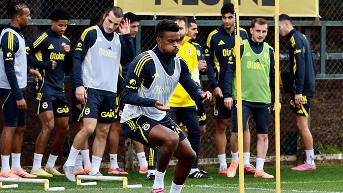 Fenerbahçe ve Beşiktaş, Gözler Jhon Duran’da!