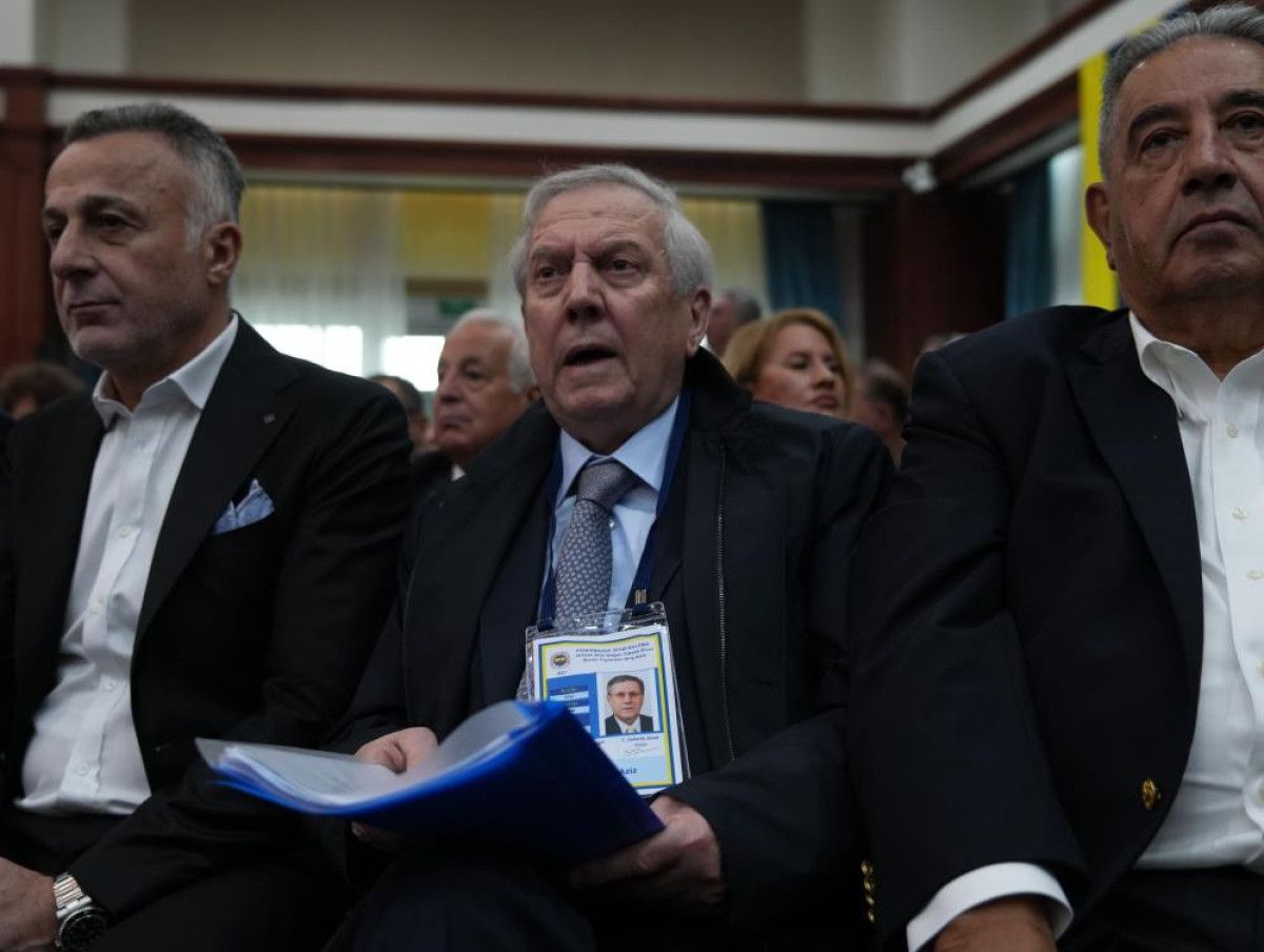 Fenerbahçe'de Sadettin Saran, Aziz Yıldırım ve Ali Koç bir arada