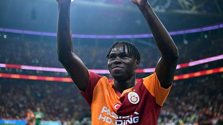 Galatasaray'da Yıldız Futbolcu Trabzonspor Maçında Yer Almıyor: Okan Buruk'un Tercihi Açıklandı!
