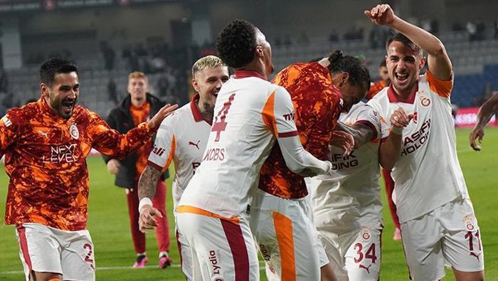 Galatasaray'dan Derbi Öncesi Şampiyonluk Hamlesi: Üç Yıldız için Büyük Jest! 1 Galatasaray'dan Derbi Öncesi Şampiyonluk Hamlesi: Üç Yıldız için Büyük Jest!