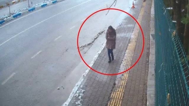 Gülistan Doku Dosyasında Şoke Eden Yeni Görüntüler: Sırların Perdesi Aralanıyor! 4 Gülistan Doku Dosyasında Şoke Eden Yeni Görüntüler: Sırların Perdesi Aralanıyor!