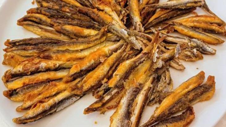 Hamsi kokusu eve sinmişse bu 3 adım kurtarıcı! Meğer çok basitmiş 6 Hamsi kokusu eve sinmişse bu 3 adım kurtarıcı! Meğer çok basitmiş