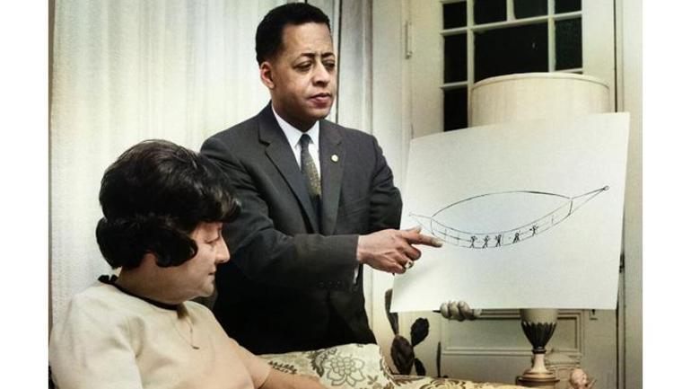 Her şey hipnozla ortaya çıktı! Yok artık dedirten uzaylı kaçırılması: 'Hatırlamıyoruz' 1 Her şey hipnozla ortaya çıktı! Yok artık dedirten uzaylı kaçırılması: 'Hatırlamıyoruz'