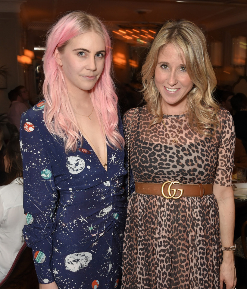 İki torun 23 milyon sterlin temettü aldı 1 İki torun 23 milyon sterlin temettü aldı