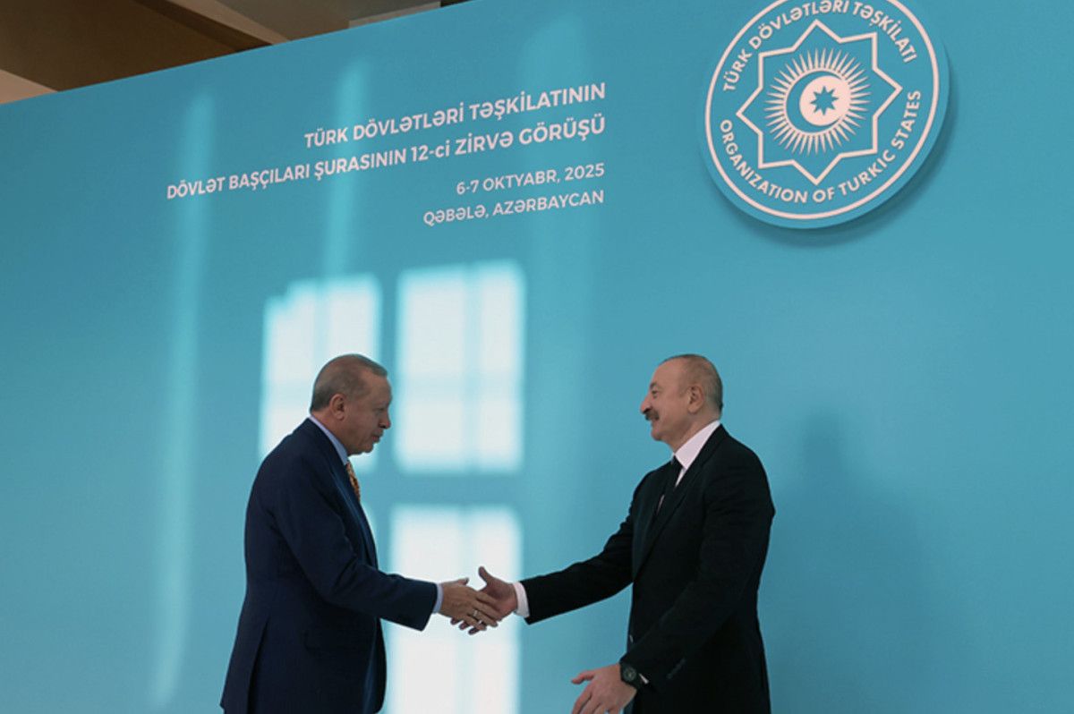 İlham Aliyev'den Cumhuriyet Bayramı kutlaması