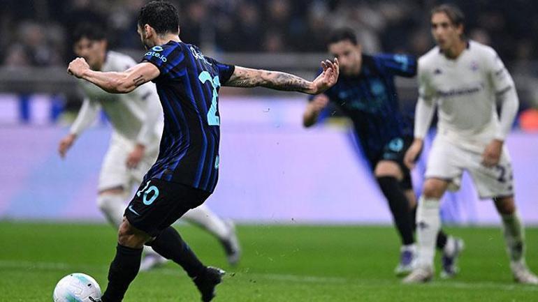 Inter, Hakan Çalhanoğlu’nun Şovuyla 3 Puanla Zirveye Koşuyor: Şimdiye Kadarki En Çarpıcı Anlar 1 Inter, Hakan Çalhanoğlu’nun Şovuyla 3 Puanla Zirveye Koşuyor: Şimdiye Kadarki En Çarpıcı Anlar