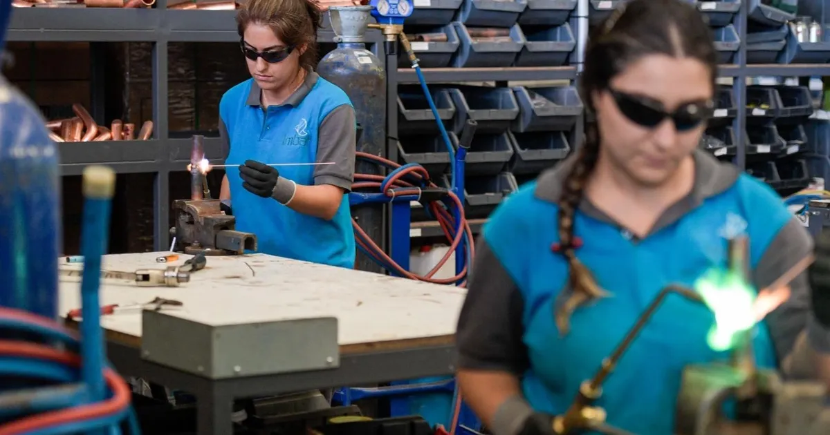 İzmir’de Kadınlar ve Gençler İstihdamda Daha Fazla Yer Alacak