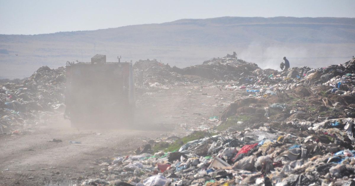 Kars’ta mahalleliden çöp tepkisi: Mahallece ölüyoruz