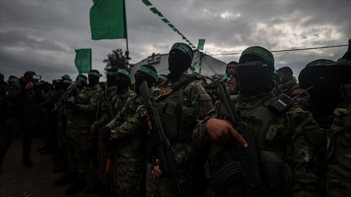 Kassam Tugayları: İsrailli 2 esirin cesedini daha enkazdan çıkardık 1 Kassam Tugayları: İsrailli 2 esirin cesedini daha enkazdan çıkardık