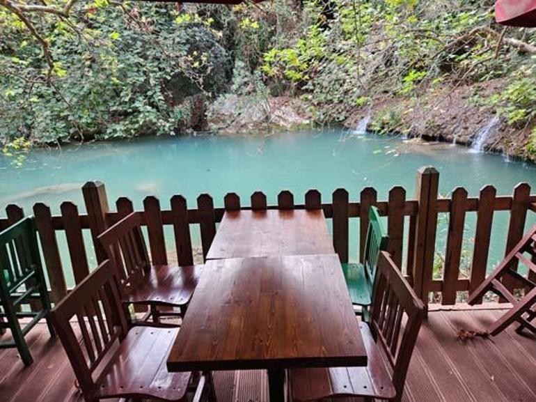 Kenan Evren'in Gizli Köşkü: Ünlü Sanatçıyla Helikopterle Yaptığı Tek Ziyaret